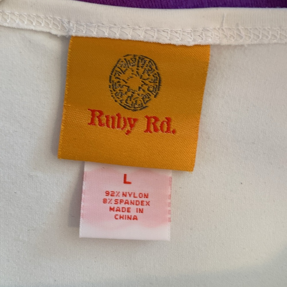 Ruby Rd. Top - Picture 5 of 5
